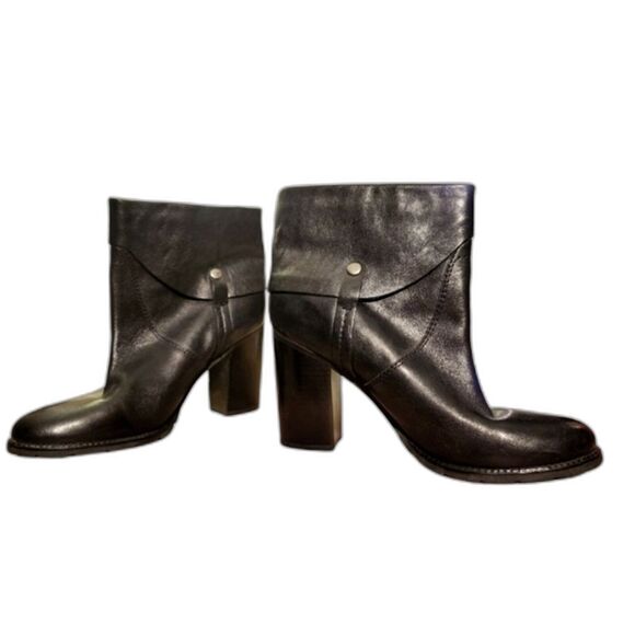 Franco Sarto Boots Leather Black Ankle Cuff Sexy‎ Indie MOTO Whimsigoth Heel 10 - Picture 1 of 15
